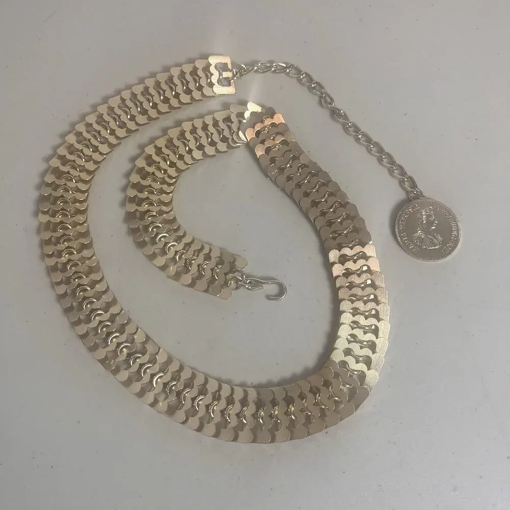 Gold Tone Scalloped Chain Belt Austrian Coin Metal Link Adjustable 32.5-38